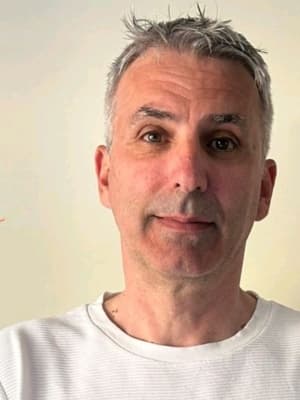 Nihad Bajrektarević