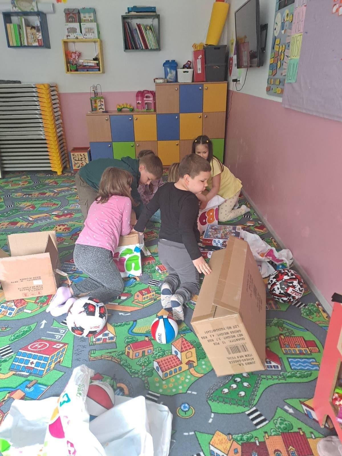 Posjeta dječijem vrtiću u Bužimu - pregled slike 3